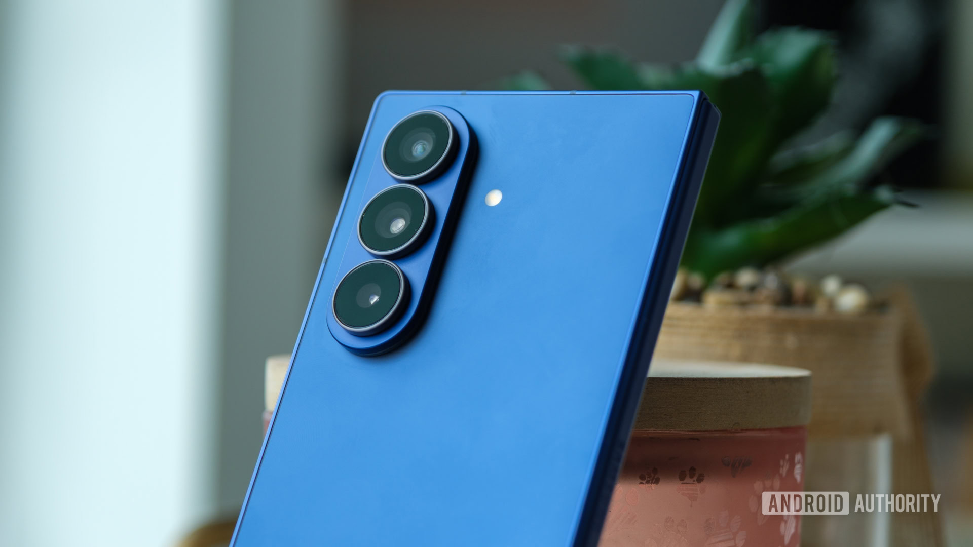 A comprehensive list of Samsung devices set to receive seven significant Android updates.